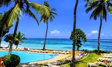 7 Days Nairobi to Mombasa Diani Beach Safari is suitable for travel
