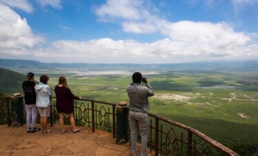 Best of Serengeti and Ngorongoro Crater Adventure Safari